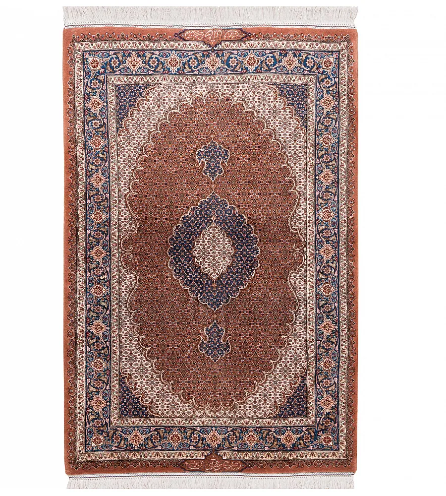 فرش دستباف ریزماهی تبریز طرح عبدالهی ذرع نیم با رنگ های اصیل و کیفیت بالا مناسب دکوراسیون کلاسیک و سنتی